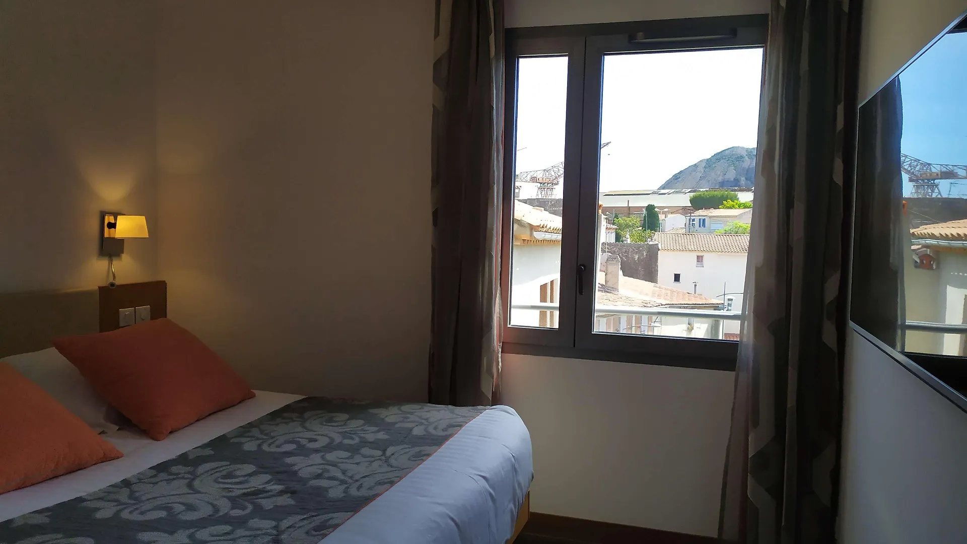 Best Western Premier Hotel Du Vieux-Port La Ciotat 4*,  France