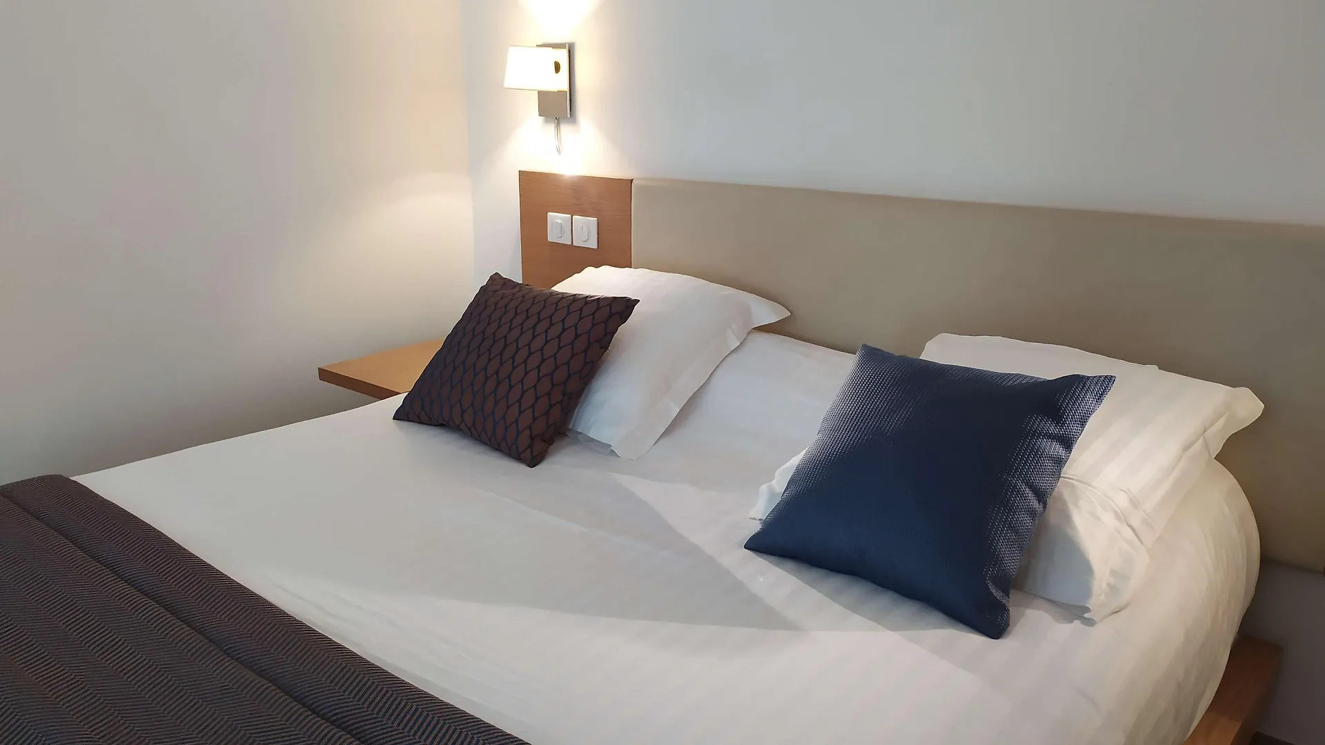 Best Western Premier Hôtel du Vieux-Port La Ciotat Frankreich