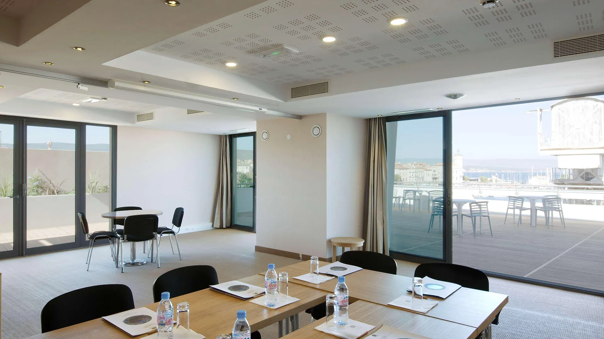 Best Western Premier Hotel Du Vieux-Port La Ciotat 4*,