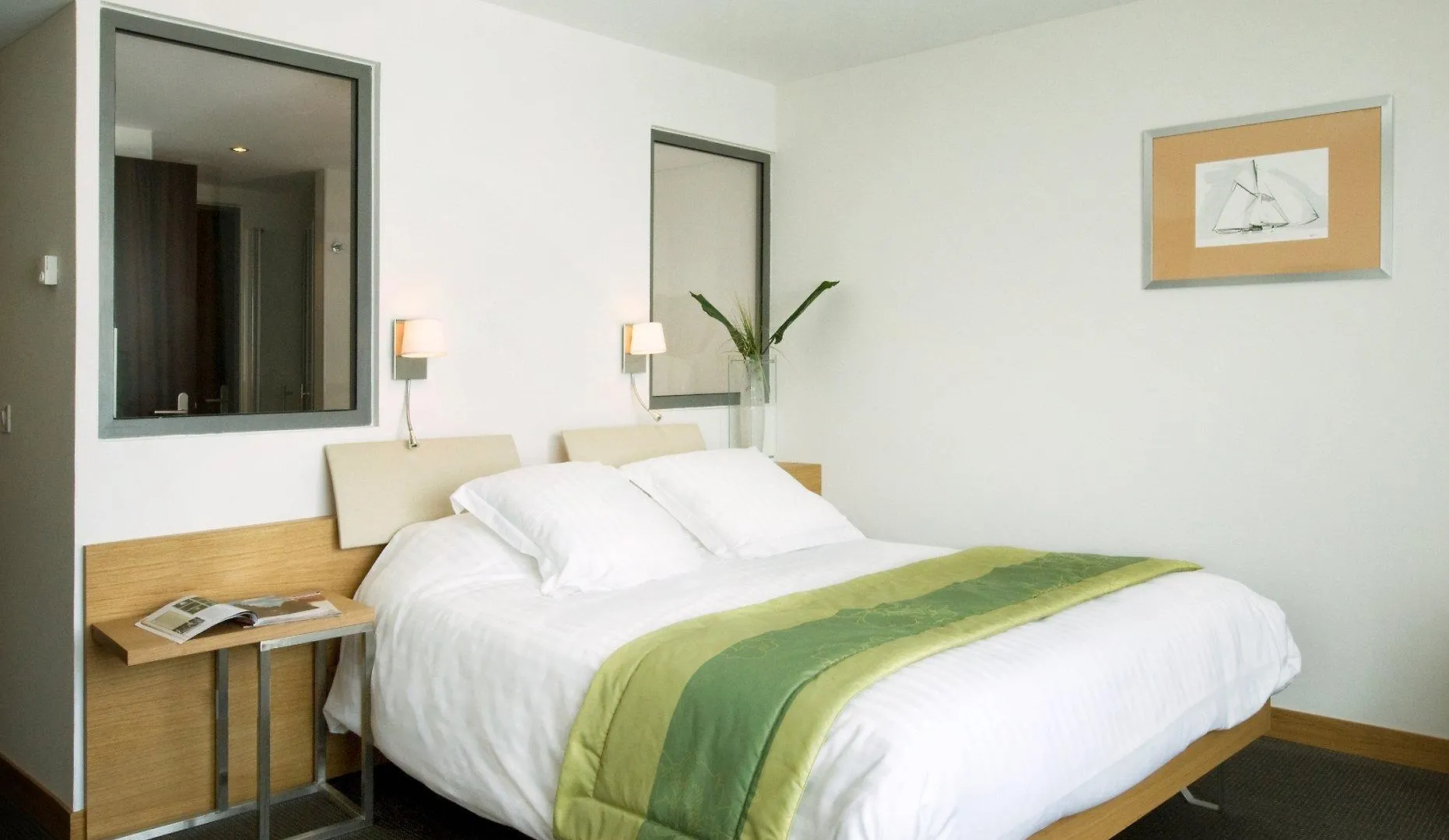 Best Western Premier Hotel Du Vieux-Port La Ciotat 4*,